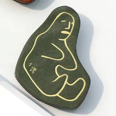 Silla Seated Clay Figurine Magnet