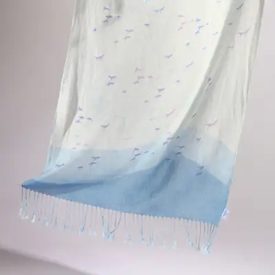 Flying Mountain and Water Wool Scarf <New Nation, New Art: Early Joseon Painting Exhibition>