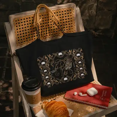 Everyday Waterproof Embroidered Eco Bag (Patterned Elephant) <Amazing Thailand: Thai Art Masterpieces Exhibition>