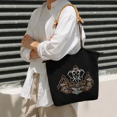 Daily Waterproof Embroidered Eco Bag (Royal Elephant) <Amazing Thailand: Thai Art Masterpieces Exhibition>