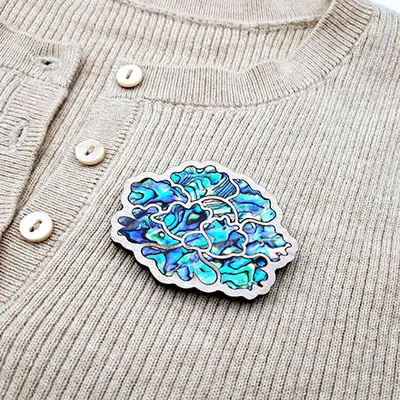 Mother-of-Pearl Brooch <National Gwangju Museum Ceramics Culture Center Specialty Product>