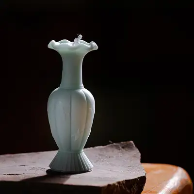 Celadon Inlay Cloud Crane Candle – Gangjin Melon-shaped Maebyeong <2024 Muse Competition Selected Work>