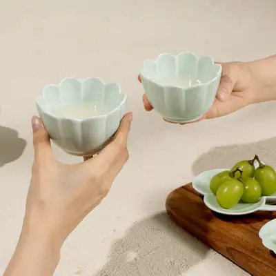 Celadon Flower-shaped Makgeolli Cup Set [Crafting a Blue World, Goryeo Zoomorphic Celadon] Exhibition