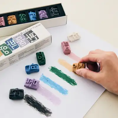 Hangul Metal Type Crayon Set - National Museum of Korea Yongsan 20th Anniversary Commemorative Product