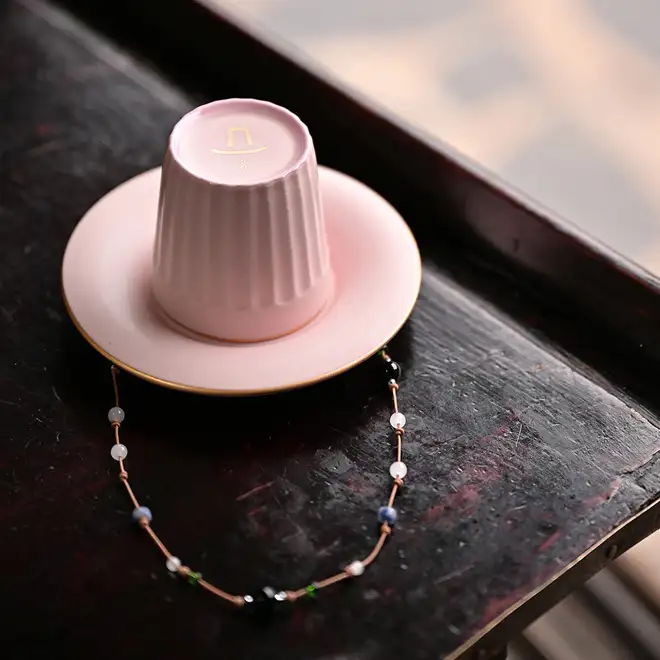 Joseon Grace, Mini Gat Cup — 3