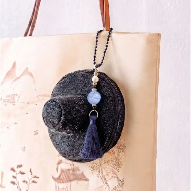 Gat Coin Purse <2026 Muse Competition Selected Work> — 4