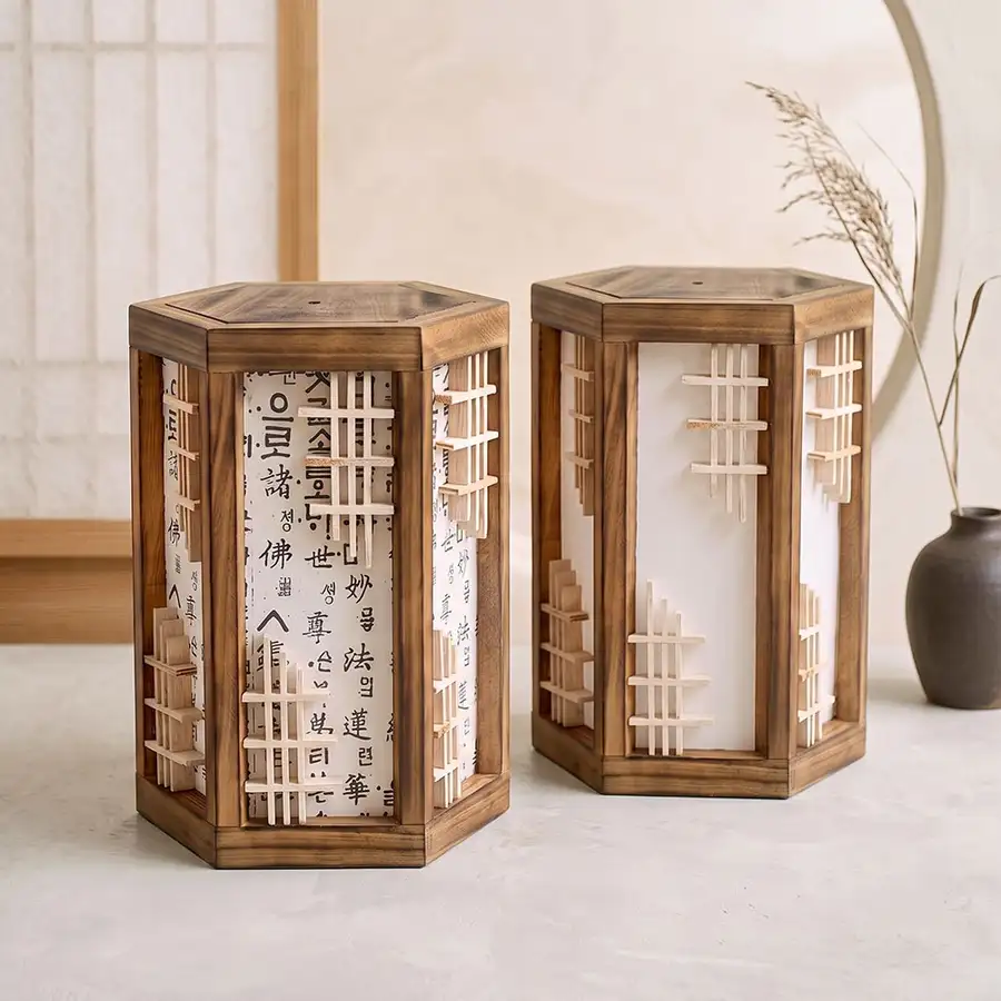 Traditional Lattice Window Hexagonal Lamp Shade — 1