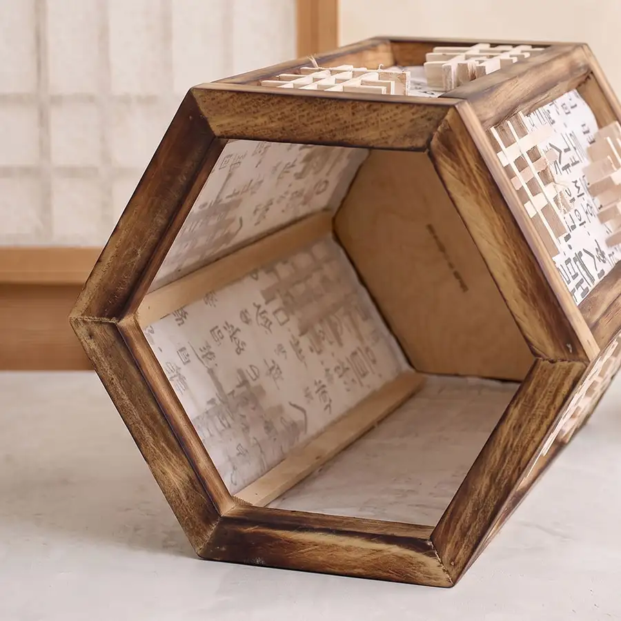 Traditional Lattice Window Hexagonal Lamp Shade — 2
