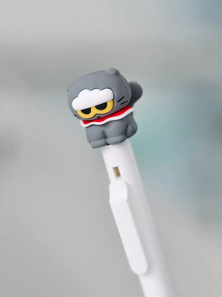 ZO&FRIENDS ZOA Signature Figure Pen (Red) — 2