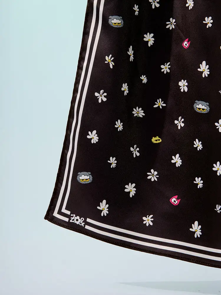ZO&FRIENDS Signature Scarf (Black) — 2