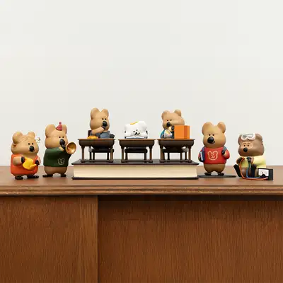 Quokka in School Blindbox Figure