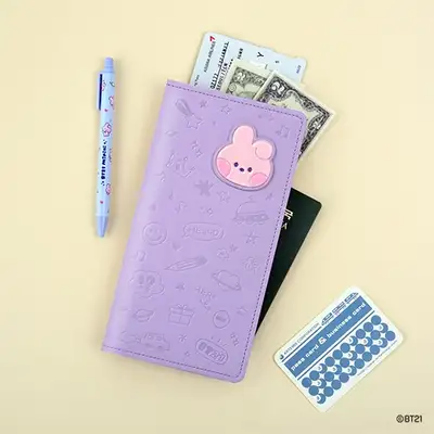 BT21 minini レザーパッチ パスポートカバー L- クッキー(COOKY)