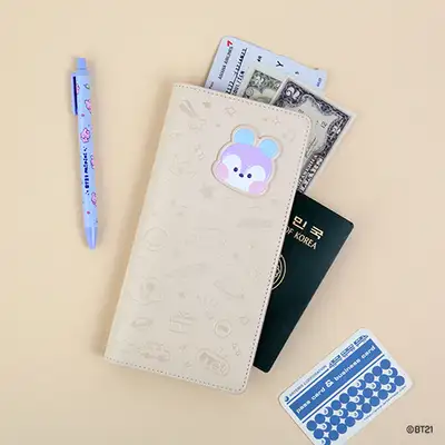 BT21 minini レザーパッチ パスポートカバー L - マン(MANG)