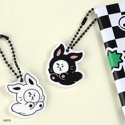 BT21 アクリル シンプル キーリング [BLACK RABBIT]- クッキー(COOKY)
