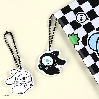 BT21 アクリルシンプルキーリング [BLACK RABBIT]- コヤ(KOYA)