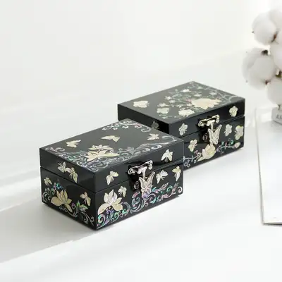 Nacre Lacquerware Korea Traditional Beauty Mini Mother-of-Pearl Jewelry Box 12cm