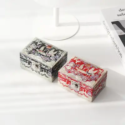 螺鈿漆器 韓國文化的美麗 牡丹鶴紋迷你貝殼珠寶盒 12厘米