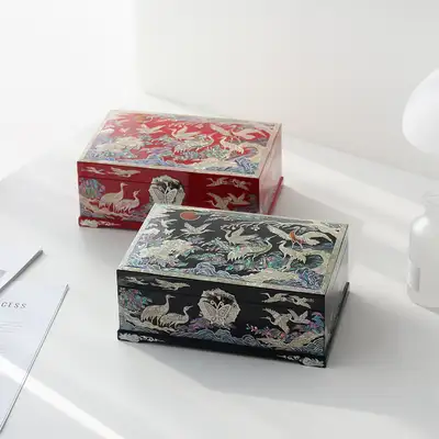 螺鈿漆器 韓國 傳統文化之美 螺鈿漆器花鶴紋二層珠寶盒 24公分