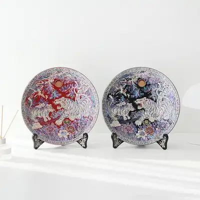 Rangjae Mother-of-Pearl Lacquerware White Tiger Round Decorative Tray 30cm