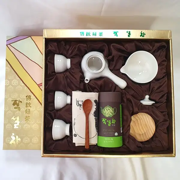 正选绿茶 3人白瓷茶具礼盒套装(特选绿茶/感农/雨前甘露/柿叶茶可选)