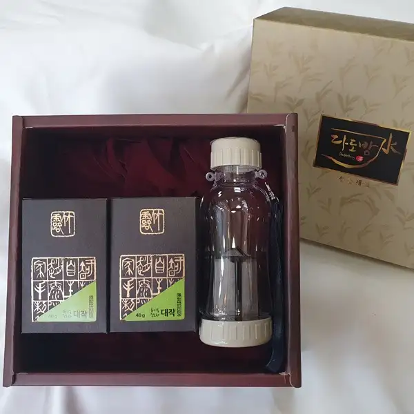 乔泰延皮革绿茶便携茶具套装