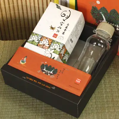 Jade Dew Tea 2 Types Gift Set 3-1 - Lotus Leaf Tea + Portable Tea Brewing Set