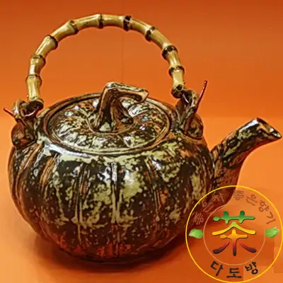Germanium Amber Teapot (Medium) 1.5 L