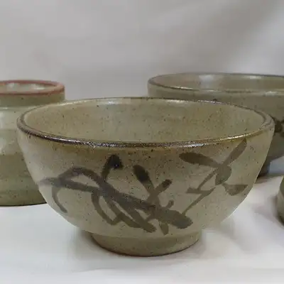铁画兰花纹中号茶碗 1个