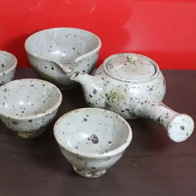 Sookdoye Iron Speckled Pattern 3-Person Tea Set - Limited Edition