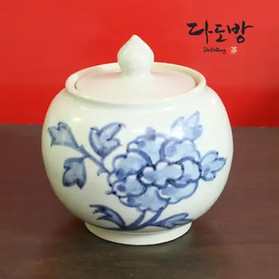 Handoyeo Seo Gwang-soo Master Craftsman Traditional White Porcelain Tea Caddy No. 2 - Limited Edition