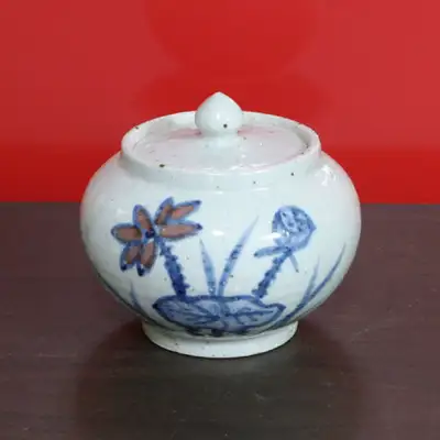 Handoyeo Seo Gwang-soo Master Craftsman Traditional White Porcelain Tea Caddy No. 3 Lotus Design - Limited Edition