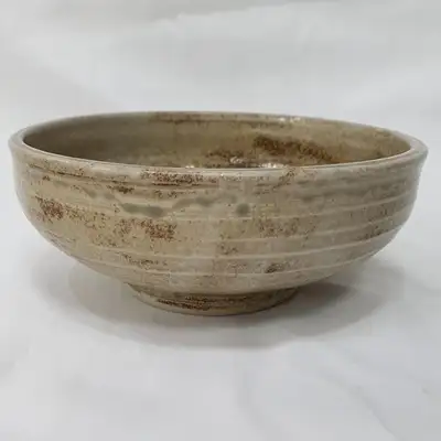 扁平抹茶茶碗 [方谷徐东圭陶艺名匠 作] 柴火窑绿釉茶碗 – 榆木灰的深沉呼吸
