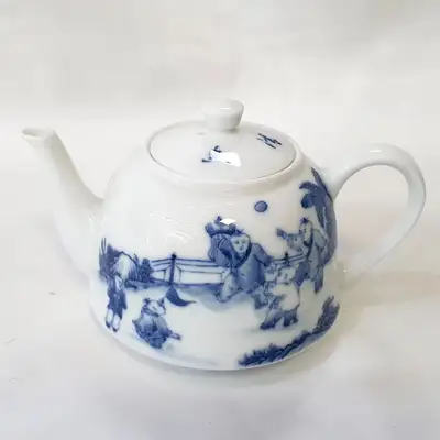Qingcui Aun Premium Blue and White Teapot Model 2 - Chinese Yixing Zisha Pot Alternative