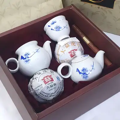 大益普洱茶礼盒套装(6种) 生茶熟茶茶具组合