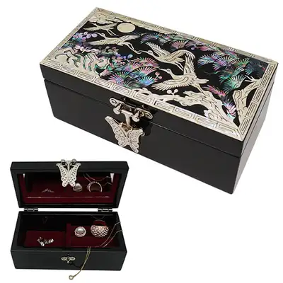 Lacquered Cylindrical Jewelry Box Pine and Crane Black
