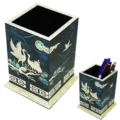 Mother-of-Pearl Lacquer Pencil Holder – Pine and Crane Pattern, Hanji Blue