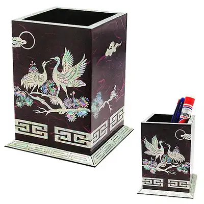 Nacre Lacquerware Pencil Holder - Pine and Crane with Korean Mulberry Paper