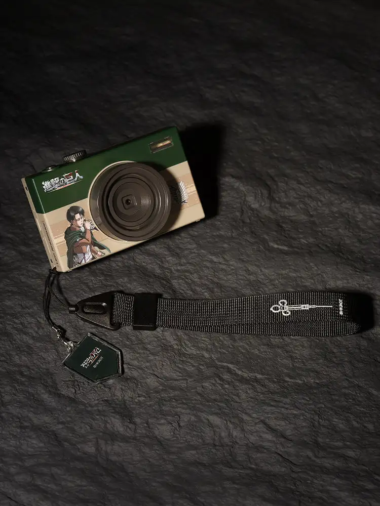 Snap Square Attack on Titan Mini Camera Levi — 2