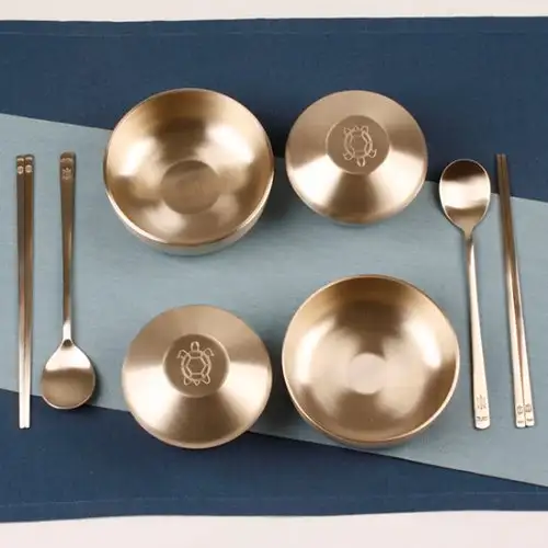 Myungsung Yugi Bangja Yugi Turtle 2-Person Single Tray Tableware Set (Includes Utensils)