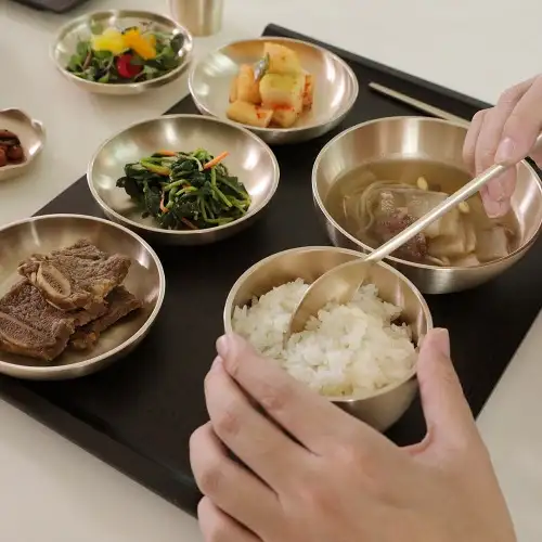 Myeongseong Brass Bangja Turtle 1-Person Bapsang Set (Solo Meal Bowl) Brass Dining Set — 1