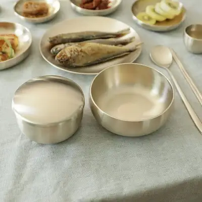 Myeongseong Yugi Shin Okshikgi Set - Bangja Yugi Brass Tableware Set