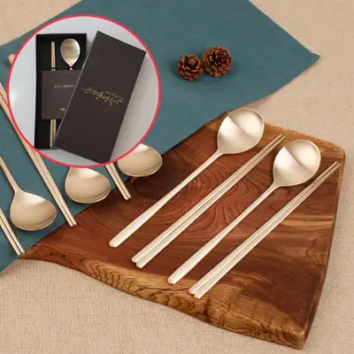Myeongseong Yugi Straight Minsu Spoon 2-Set (Case Included)