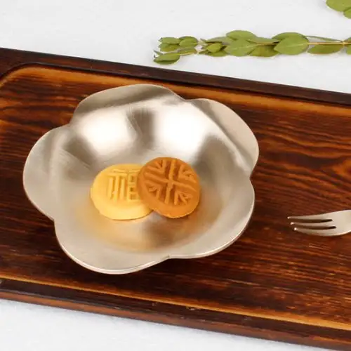 [Myeongseong Yugi] Gaon Flower Petal Banchan Dish Medium (Lid Excluded)