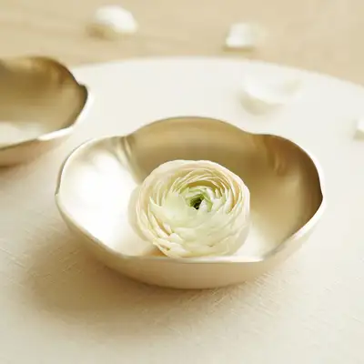 Bangjja Yugi Brass Ware Spring Flower Condiment Dish No. 2 1P