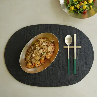 Domestic-Made Lacquered Ramie Oval Tray - Extra Large