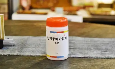 Glossy Finish Coating for Hanji Crafts (Glossy) 100ml