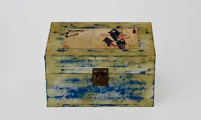 Rock Art Square Box (Blue)