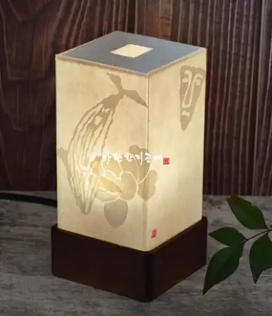 Whale Hanji Lamp