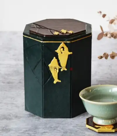Bangudae Petroglyph Tea Canister (Gold)