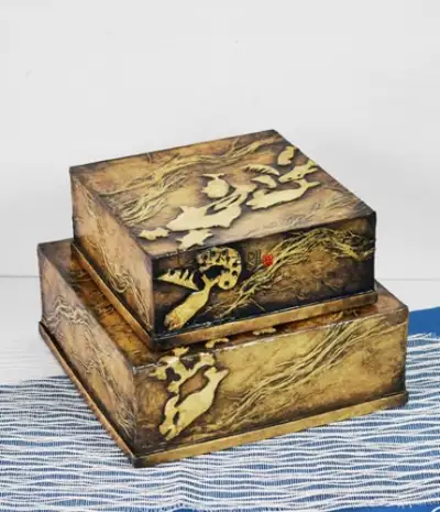 Rock Carving Pattern Double Compact (Gift Box)